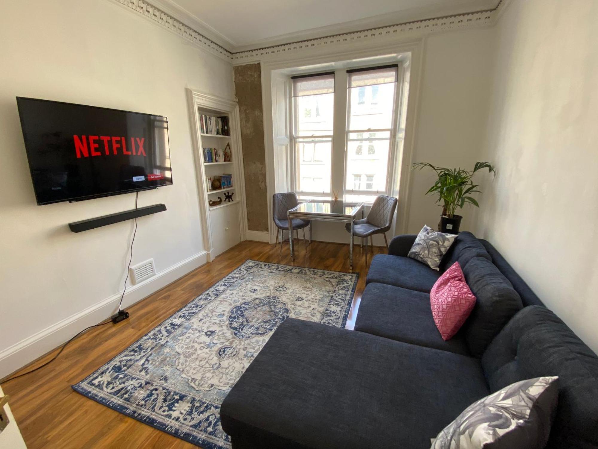 Traveller Award Winner 2024 - Edinburgh Apartment With 3 Beds Exterior photo